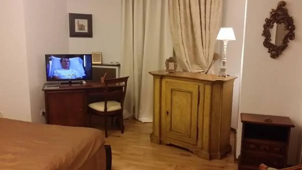 Grand Boutique Hotel Bucharest 4*,
